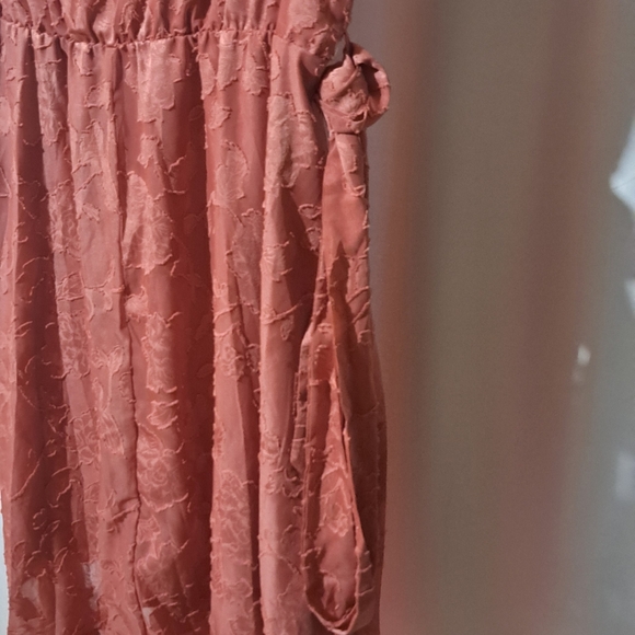 BLOOMCHICH DRESS - Picture 2 of 6